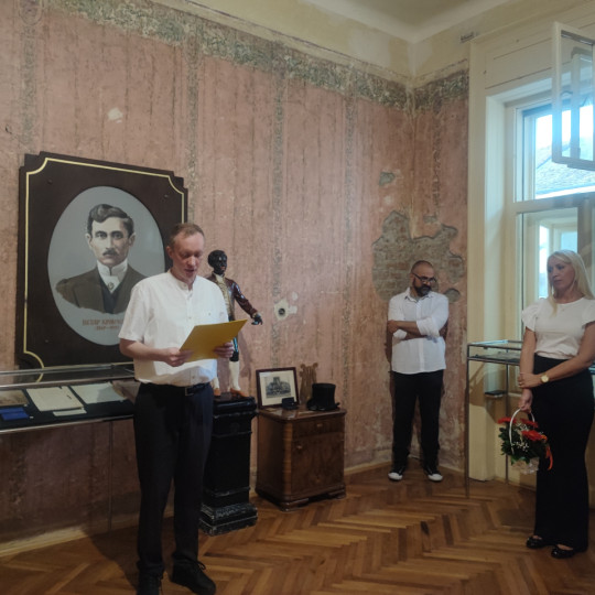 Izložba o srpskim i hrvatskim pjevačkim društvima u Srijemskoj Mitrovici