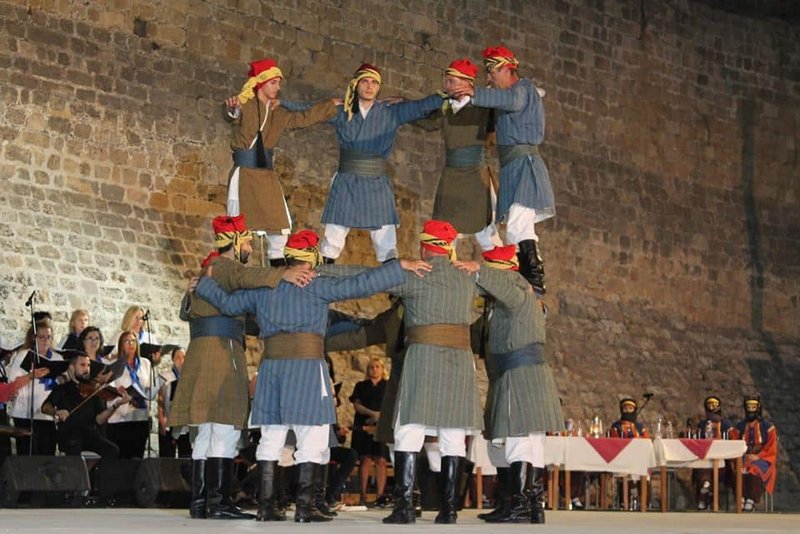 gosti iz grčke koncert u bunjevackom kolu