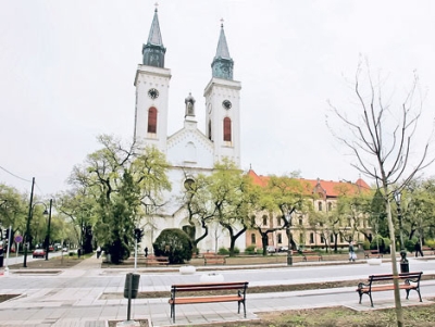 Karmelski-samostan Sombor