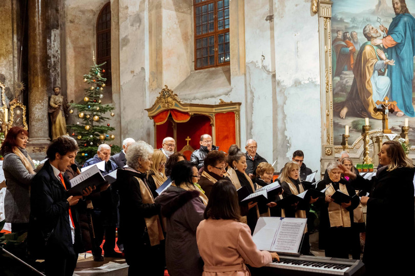 Božićni koncert u crkvi sv. Jurja u Petrovaradinu
