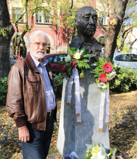 Razgovor s Lajčom Perušićem, književnikom