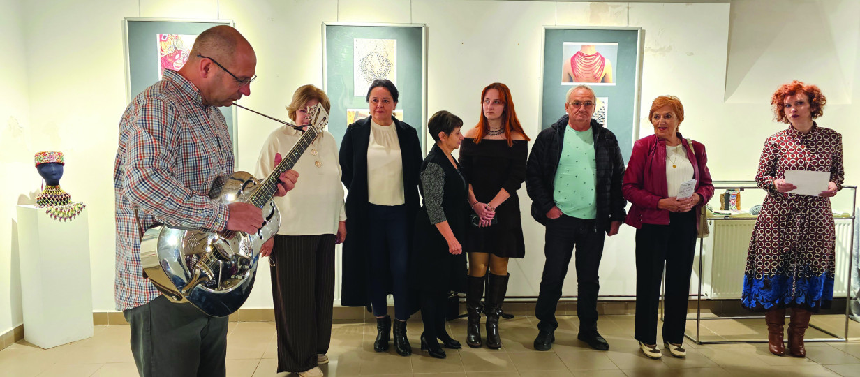 Otvorena izložba tradicijskog nakita Igra staklenih perli u okviru 15. Dana hrvatske kulture