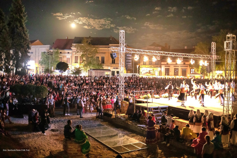 Srem Folk Fest u Srijemskoj Mitrovici